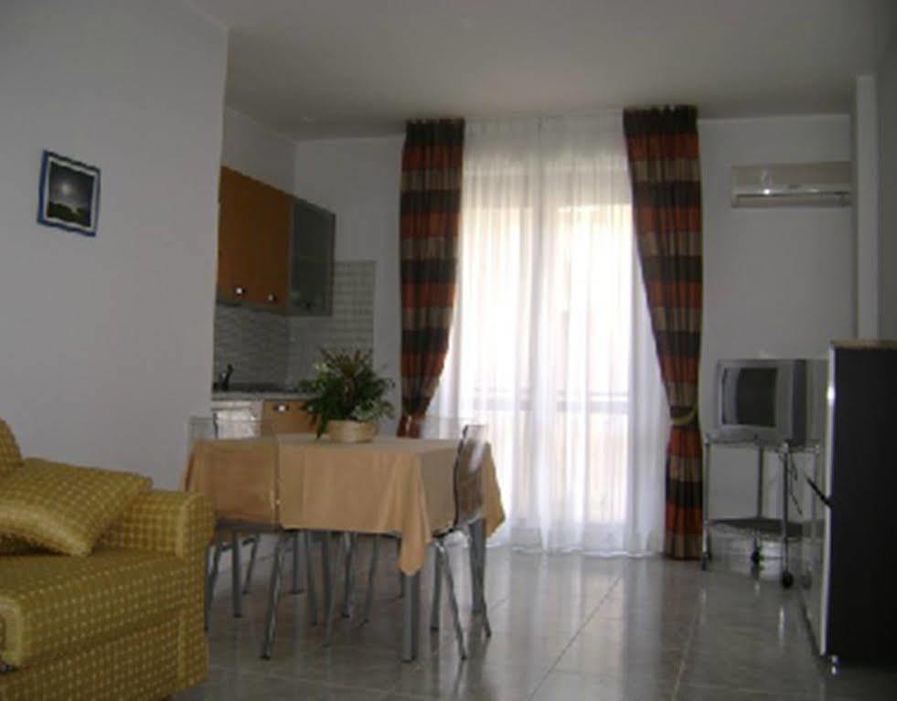 Montegrappa Aparthotel 2*